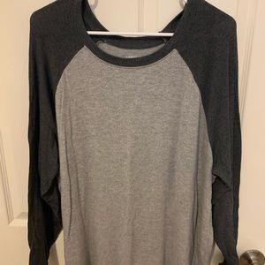 American Eagle Long Sleeve Tee XL
